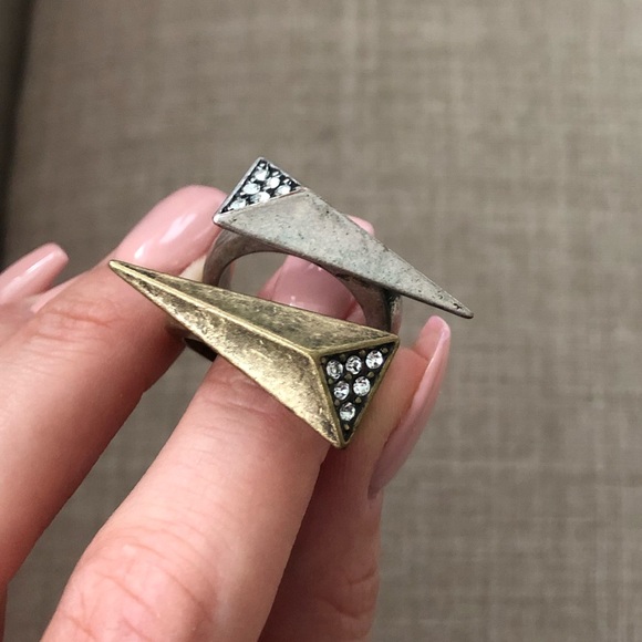 Pair of Gold & Silver Rings - Picture 4 of 8